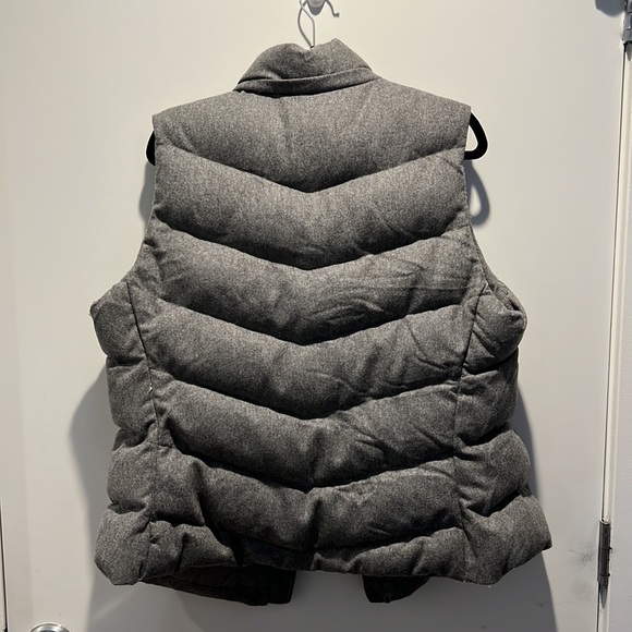 GAP Winter Edition Grey Vest with Detachable Fur Hood - Picture 3 of 8